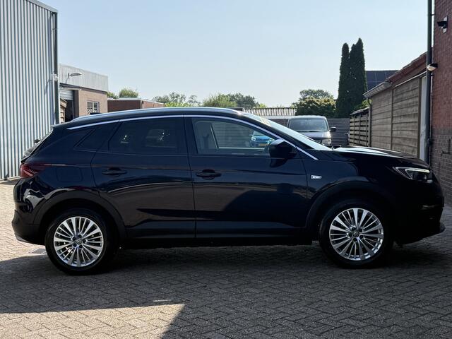 Opel Grandland X 1.2 Turbo Business Executive | AUTOMAAT | TREKHAAK | ADAPT. CRUISE | NAVI | PDC |