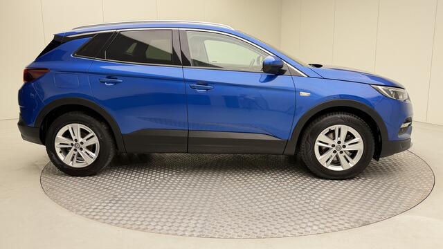 Opel Grandland X 1.6 CDTi Business Executive | trekhaak | navi | elect. achterklep | pdc achter | keyless | climate | dodehoek | cruise | bluetooth | dealer onderhouden