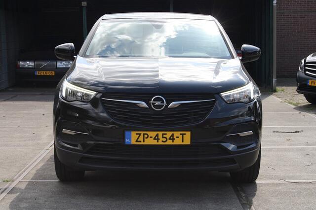Opel Grandland X 1.2 Turbo Business+ / NAP / Airco / Cruise / Trekhaak