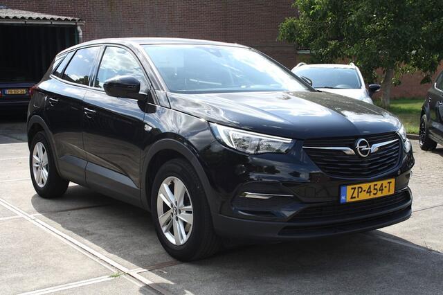 Opel Grandland X 1.2 Turbo Business+ / NAP / Airco / Cruise / Trekhaak