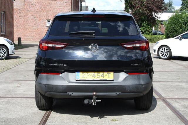 Opel Grandland X 1.2 Turbo Business+ / NAP / Airco / Cruise / Trekhaak