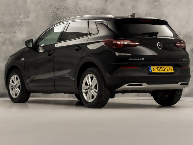 Opel Grandland X 1.2 Turbo Sport (APPLE CARPLAY, GROOT NAVI, CLIMATE, LEDER, CAMERA, SPORTSTOELEN, GETINT GLAS, CRUISE, NIEUWSTAAT)