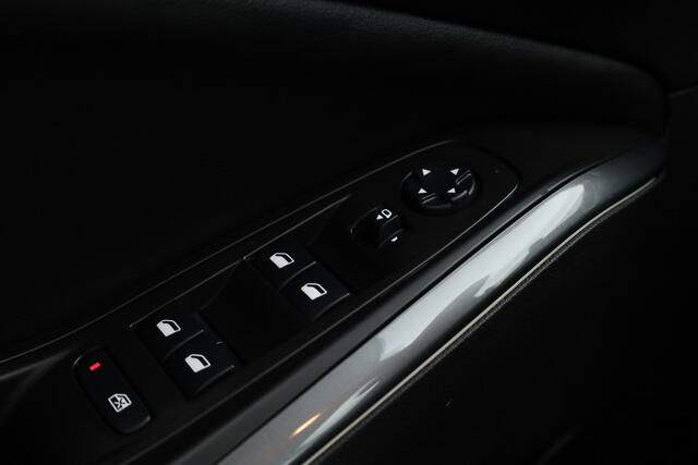 Opel Grandland X 1.6 Turbo Hybrid Business Edition | Rijklaar! | Orig. NL | Trekhaak | Camera+PDC | Climate | Nav+App.Connect | Cruise | Dodehoek | Elek. Klep | Rijmodus | 19'' | LED V