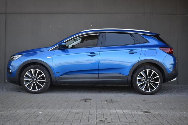 Opel Grandland X 1.6 Turbo Hybrid4 Business Executive
