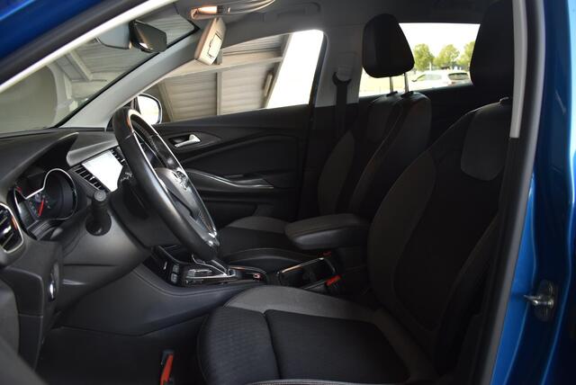 Opel Grandland X 1.6 Turbo Hybrid4 Business Executive