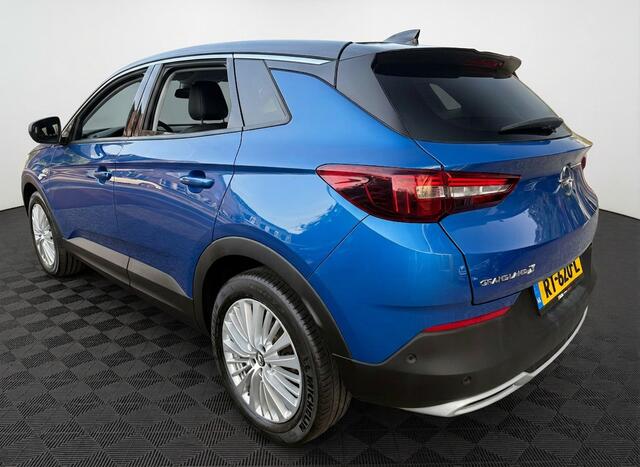 Opel Grandland X 1.2 Turbo 130pk Executive, Pano | Clima | Navi & CarPlay