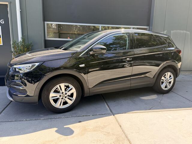 Opel Grandland X 1.2 Turbo 130pk Automaat Business Executive Navigatie Trekhaak Apple Carplay Lane Assist