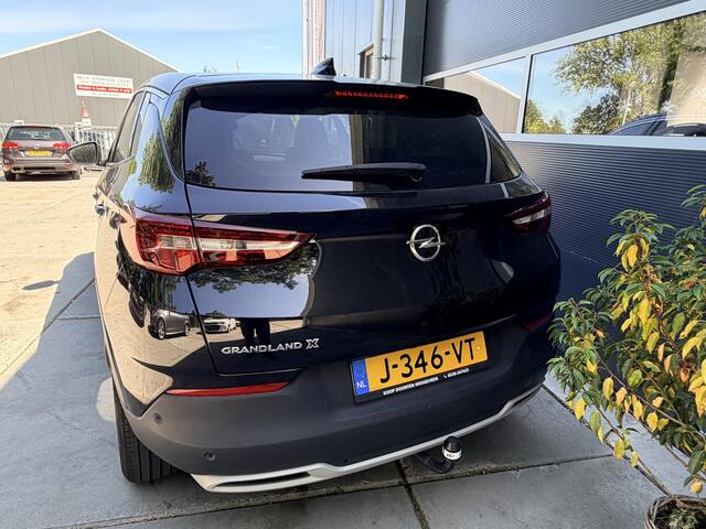 Opel Grandland X 1.2 Turbo 130pk Automaat Business Executive Navigatie Trekhaak Apple Carplay Lane Assist