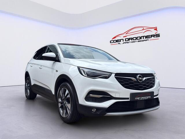 Opel Grandland X 1.6 Turbo Ultimate /Apple Carplay & Android/Panodak/Dode-hoek sens./Keyless/Stoel & Stuurverw./Trekhaak/Climate & Cruise Control/18" LMV/(MET GARANTIE*)