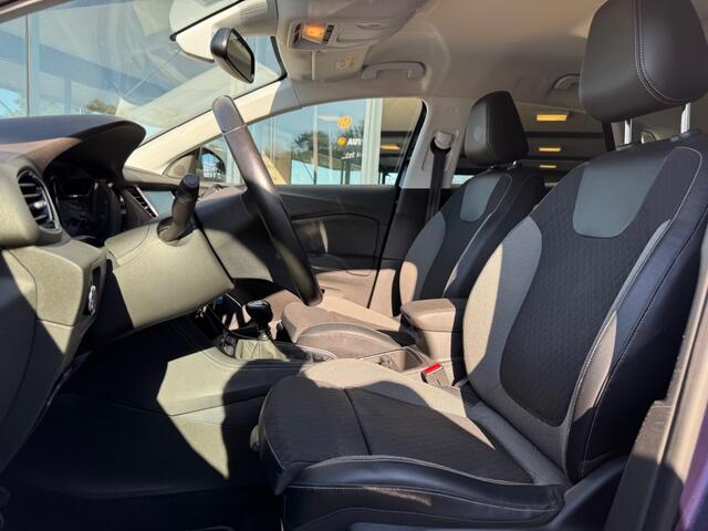 Opel Grandland X 1.2 T 130 pk Online Edition - trekhaak - all season banden