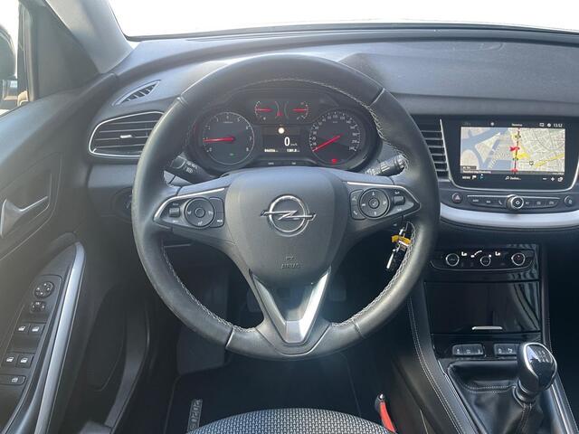Opel Grandland X Edition 2020 1.2 Turbo 130pk | TREKHAAK | CAMERA | NAVI | APPLE CARPLAY / ANDROID AUTO | CLIMA | DAB+ | TWO-TONE |