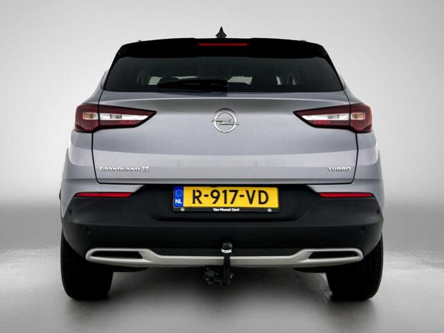 Opel Grandland X 1.2 Turbo Ultimate || Climate control || Navigatie || Leder || Trekhaak || 360 Camera || Parkeersensoren ||