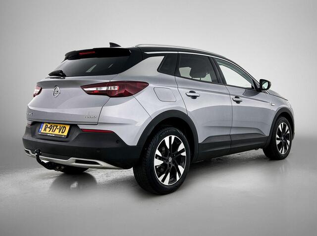 Opel Grandland X 1.2 Turbo Ultimate || Climate control || Navigatie || Leder || Trekhaak || 360 Camera || Parkeersensoren ||