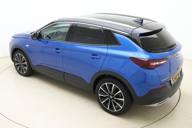 Opel Grandland X 1.6 Turbo Hybrid Elegance Automaat | Lederen bekleding | Stoelverwarming en ventilatie | Electrische achterklep | Keyless | Navigatie | DAB radio
