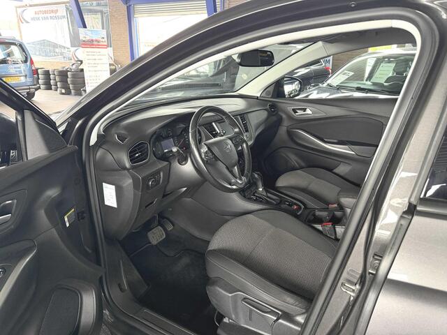 Opel Grandland X 1.2 Turbo Business Executive Automaat | Camera | PDC | Carplay | Stoelverwarming.