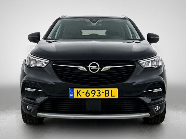 Opel Grandland X 130pk Innovation | 1ste eigenaar | | Trekhaak | Camera | Dodehoekdetectie | Navigatie | AGR stoel | 18"LMV Bi Color