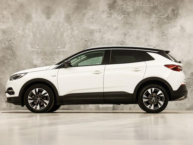 Opel Grandland X 1.2 Turbo Innovation Sport (APPLE CARPLAY, STOELKOELING/VERWARMING, MEMORY SEAT, 360 CAMERA, LEDER, GETINT GLAS, STUURWIEL VERWARMD, NIEUWE APK, NIEUWSTAAT)