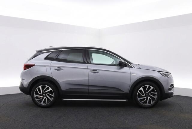 Opel Grandland X 1.2 Turbo Innovation Leder | Trekhaak | 360° Camera | Stoelkoeling | NAP