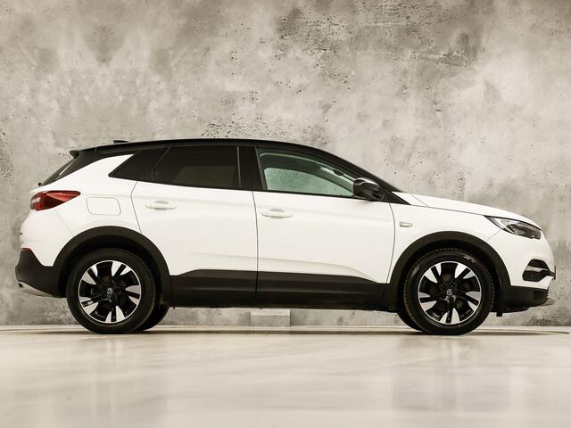 Opel Grandland X 1.2 Turbo Elegance (STOELVERWARMING/KOELING, APPLE CARPLAY, 360 CAMERA, MEMORY SEAT, LEDER, GETINT GLAS, STUURWIEL VERWARMD, NIEUWE APK, NIEUWSTAAT)