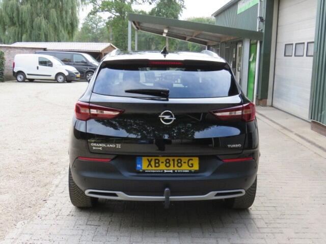 Opel Grandland X 1.2 TURBO ULTIMATE