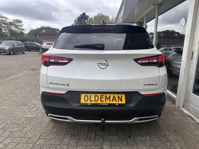 Opel Grandland X 1.6 Turbo Hybrid4 Ultimate LEDER,CARPLAY,STOELKOELING!