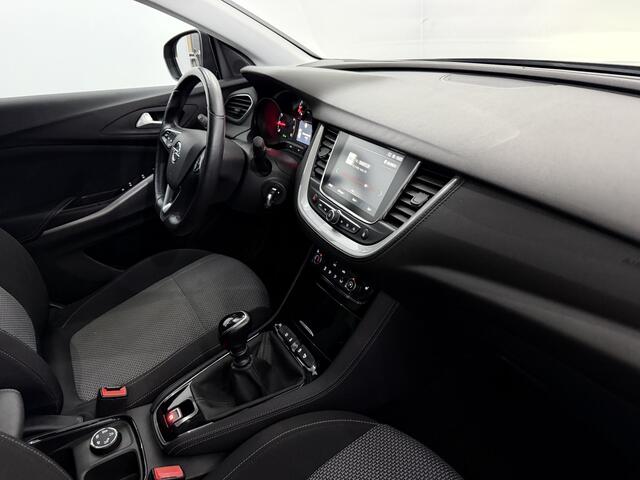 Opel Grandland X 1.2 Turbo Edition 2020 Apple carplay, Parkeersensoren, Airco, Stoelverwarming, Rijstrook correctie, A start stop, Lichtmetalen velgen, Cruise control