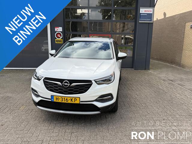 Opel Grandland X 1.2 Turbo Innovation Automaat / Airco clima / Navigatie/ Camera/ Cruise/ PDC/ LED/ Apple carplay/ LMV/ Stoelverw.