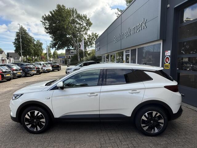 Opel Grandland X 1.2 Turbo Innovation Automaat / Airco clima / Navigatie/ Camera/ Cruise/ PDC/ LED/ Apple carplay/ LMV/ Stoelverw.