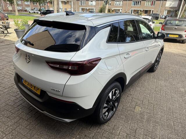 Opel Grandland X 1.2 Turbo Innovation Automaat / Airco clima / Navigatie/ Camera/ Cruise/ PDC/ LED/ Apple carplay/ LMV/ Stoelverw.