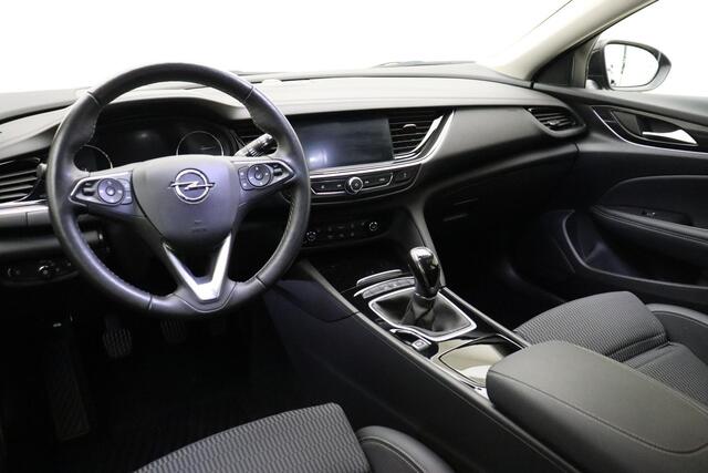 Opel INSIGNIA Sports Tourer 1.5 CDTI Business Elegance | Navigatie systeem | Apple carplay- Android auto | AGR comfort stoelen | Trekhaak | Camera achter | Climate control | Winterpakket | Verwarmd voorruit |