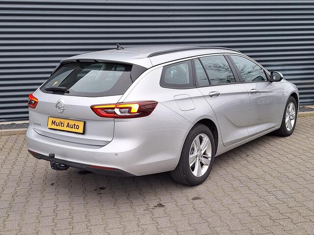Opel INSIGNIA Sports Tourer 1.5 Turbo Exclusive | Trekhaak | Carplay | Navi | DAB | Stuur/Stoel Verwarming | Cruise Control |
