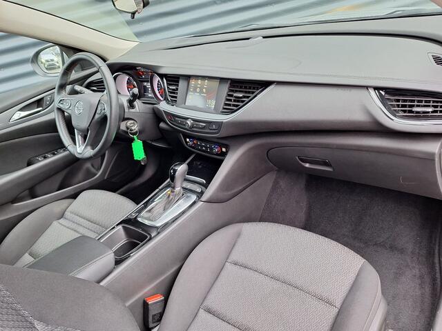 Opel INSIGNIA Sports Tourer 1.5 Turbo Exclusive | Trekhaak | Carplay | Navi | DAB | Stuur/Stoel Verwarming | Cruise Control |