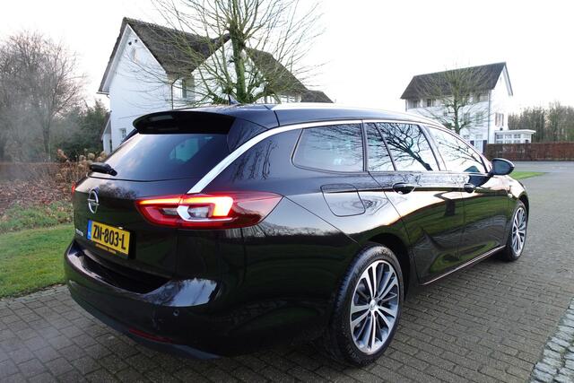 Opel INSIGNIA Sports Tourer 1.5 Turbo Innovation | NAP | LED | Stuurwiel verw. | Stoelverw. | Keyless | 18 inch | Electrische kofferklep |