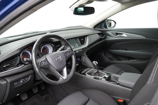 Opel INSIGNIA Sports Tourer BWJ 2020 | 1.5 Turbo 141PK Business | CLIMA | CAMERA | NAVI | CARPLAY | CRUISE | PRIVACY GLASS | SPORTSTOELEN