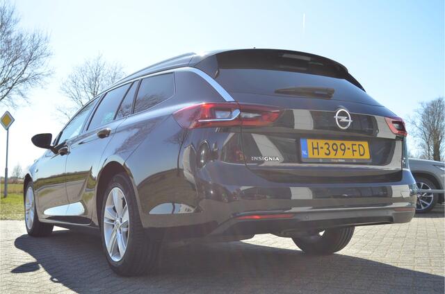 Opel INSIGNIA Sports Tourer 1.5 Turbo Business Executive Carplay | Navi | Climate | Getint glas | Cruise | Sportstoelen | NL auto