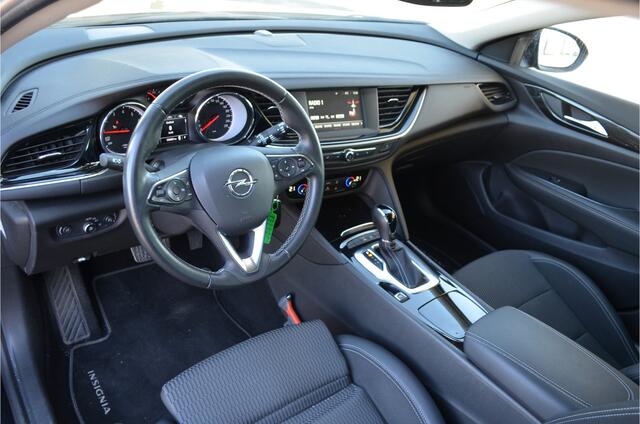 Opel INSIGNIA Sports Tourer 1.5 Turbo Business Executive Carplay | Navi | Climate | Getint glas | Cruise | Sportstoelen | NL auto