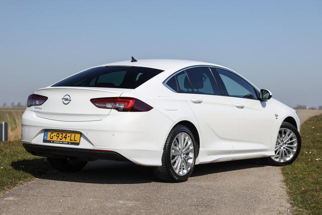 Opel INSIGNIA Grand Sport 1.5 Turbo 164 PK OPC Line ? Sportstoel ? Leder ? Carplay