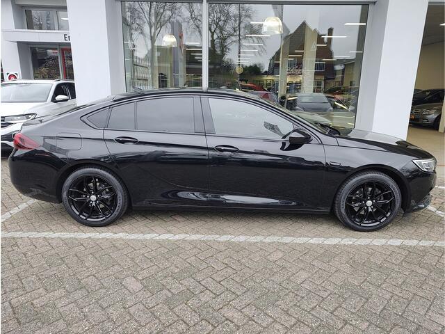 Opel INSIGNIA Grand Sport 1.5 TURBO INNOVATION BLACK EDITION AUT. Leder | Navigatie | Stuurverwarming