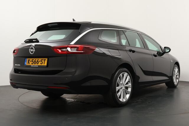 Opel INSIGNIA Sports Tourer BWJ 2021 1.5 CDTI 123 PK Business Elegance | NWE APK TREKHAAK / SPORTSTOELEN / CAMERA / CARPLAY / NAVI / CLIMA / CRUISE / HALF LEDER / KEYLESS / CAMERA / ELEK. ACHTERKLEP / DODE HOEK DETECTIE / LMV 18 INCH / LED
