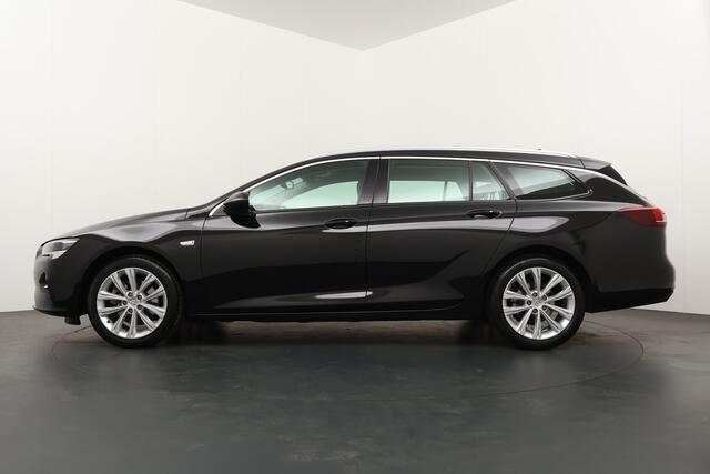 Opel INSIGNIA Sports Tourer BWJ 2021 1.5 CDTI 123 PK Business Elegance | NWE APK TREKHAAK / SPORTSTOELEN / CAMERA / CARPLAY / NAVI / CLIMA / CRUISE / HALF LEDER / KEYLESS / CAMERA / ELEK. ACHTERKLEP / DODE HOEK DETECTIE / LMV 18 INCH / LED