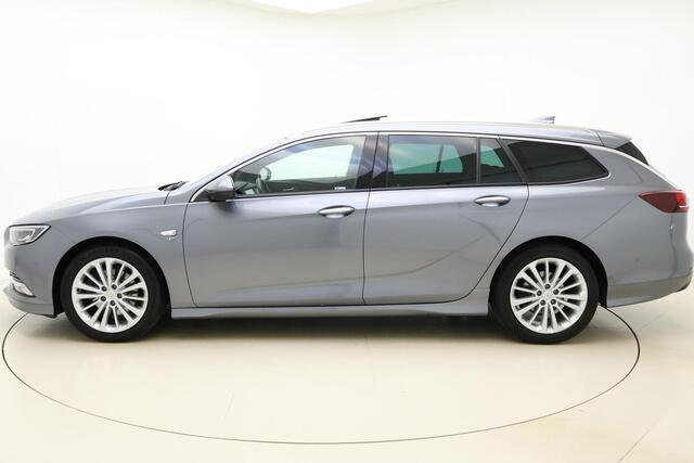 Opel INSIGNIA Sports Tourer 1.5 Turbo Innovation | Trekhaak | Panoramadak | Heads up display | Navigatie | Elektrische achterklep | Lederen bekleding