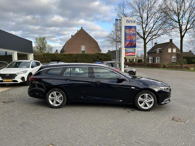 Opel INSIGNIA Sports Tourer 1.5 Turbo Business Executive