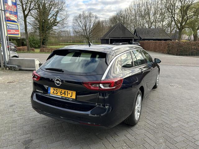 Opel INSIGNIA Sports Tourer 1.5 Turbo Business Executive