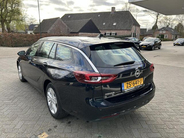 Opel INSIGNIA Sports Tourer 1.5 Turbo Business Executive