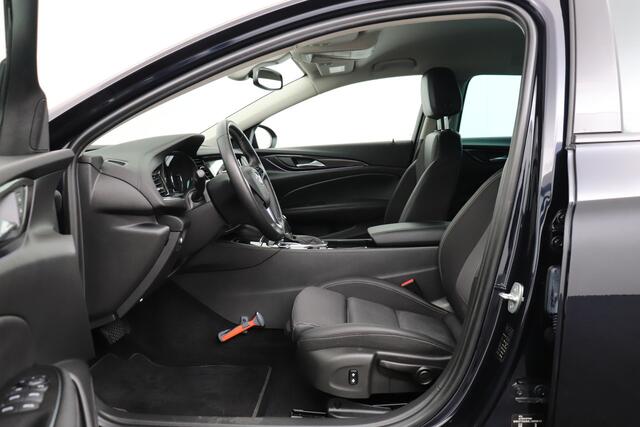 Opel INSIGNIA Sports Tourer 1.5 165 PK Turbo Aut. Business Exe. Trekhaak Adap. Cruise Camera