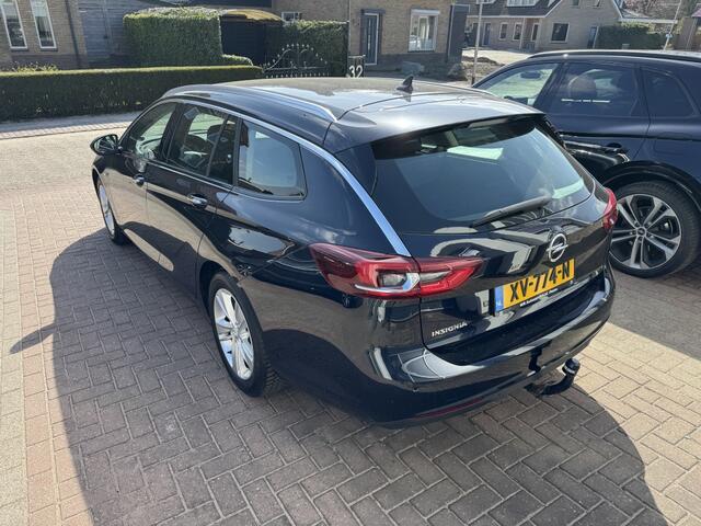 Opel INSIGNIA 1.5 T Business Exe
