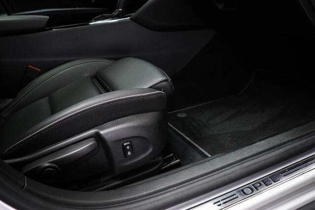 Opel INSIGNIA Grand Sport 1.5 Turbo Business Executive | WINTER / LEDER- PACK | AGR COMFORTSTOELEN | DAB | APPLE | TREKHAAK