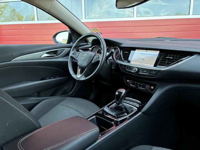 Opel INSIGNIA Sports Tourer 1.5 Turbo 140PK Business Executive TREKHAAK / CARPLAY / KEYLESS / NAVI / CLIMA / PDC / BLUETOOTH / CRUISE