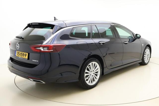 Opel INSIGNIA Sports Tourer 1.6 CDTI Business Executive | 136PK | AUTOMAAT | OPC-Line | Trekhaak | Dodehoek Detectie | Apple carplay & Android auto | AGR comfort stoelen | Elektrische Achterklep | Navigatie | Camera achter | Climate control | Winterpakket | Verwarmd vo