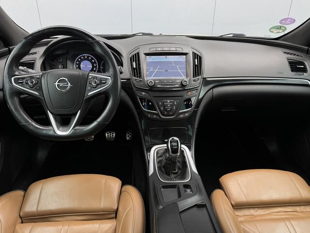 Opel INSIGNIA Sports Tourer 1.6 Turbo 170pk Business Executive Panoramadak/Leder/Trekhaak.
